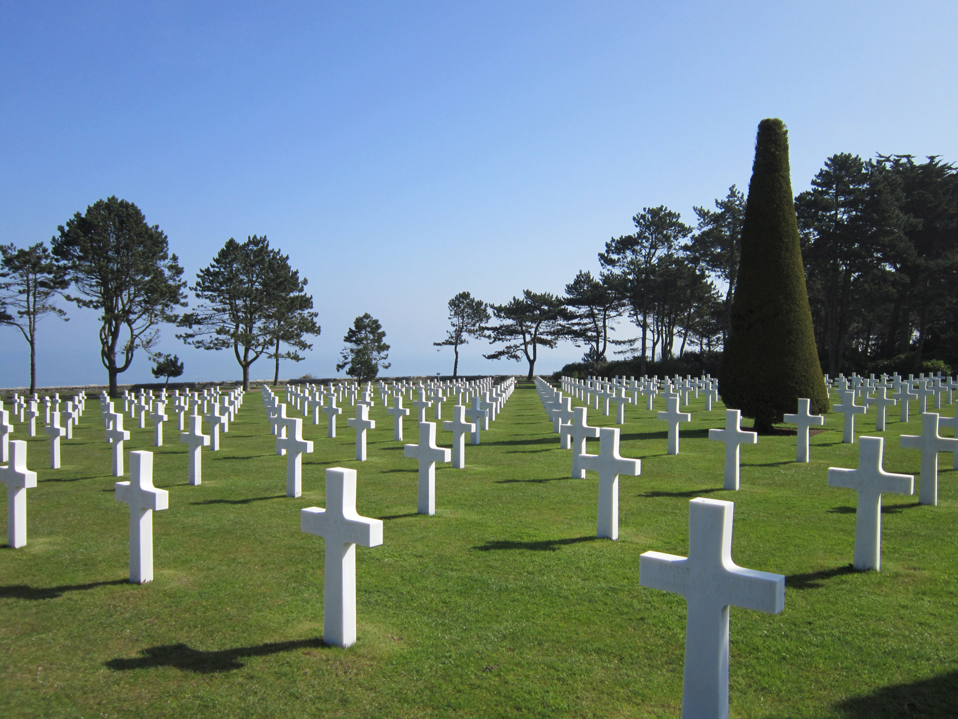 Monuments to American Soldiers in Normandy Monuments to American Soldiers in Normandy